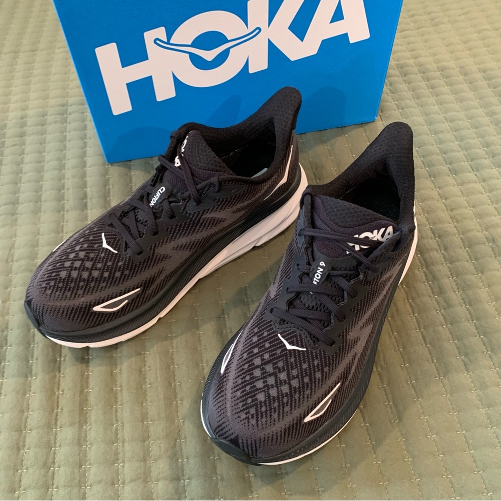 HOKA ONE ONE MEN’S CLIFTON 9 ATHLETIC SHOES